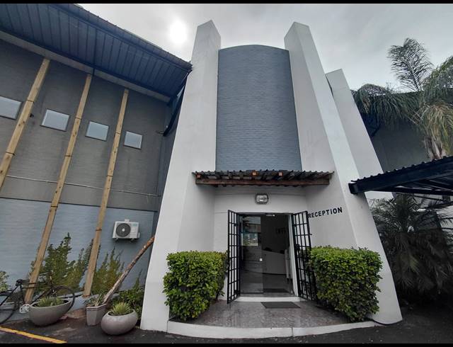 10M² OFFICE TO LET IN KYALAMI